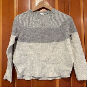 [Vince] Gray and White Striped Cashmere Sweater - Size S